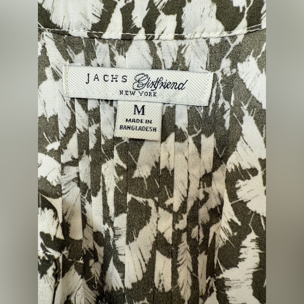 Jachs Girlfriend Blouse Womens Size M Olive Green Abstract Print V-Neck Flowy - Picture 5 of 10